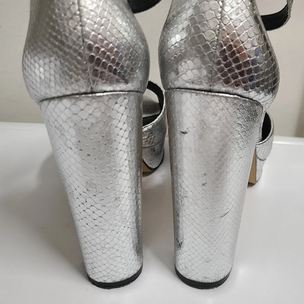 RAYE Dune Metallic Silver Snakeskin Embossed Leather Platform Heels Sz 10
